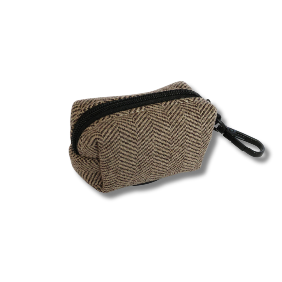 Brown Dog Leash & Poop Bag Holder Set - perro collective